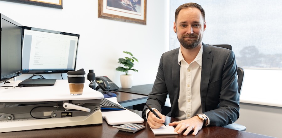 Business advisor explaining tax compliance for businesses in Australia